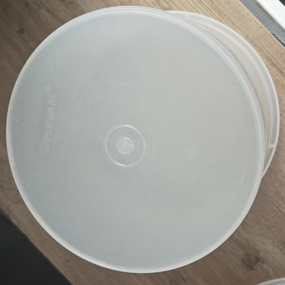 Vintage Tupperware Canister Clear - Molds 265 and 228 - Picture 4 of 6